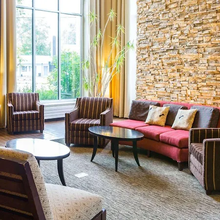 Cambria Hotel Traverse City